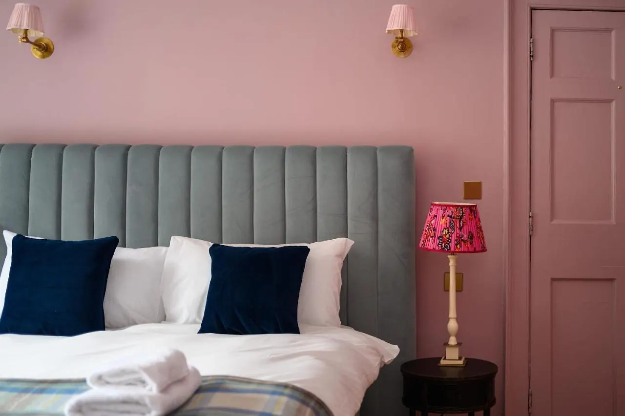 City Centre First Floor Family Suite Edinburgh 0*,  Großbritannien