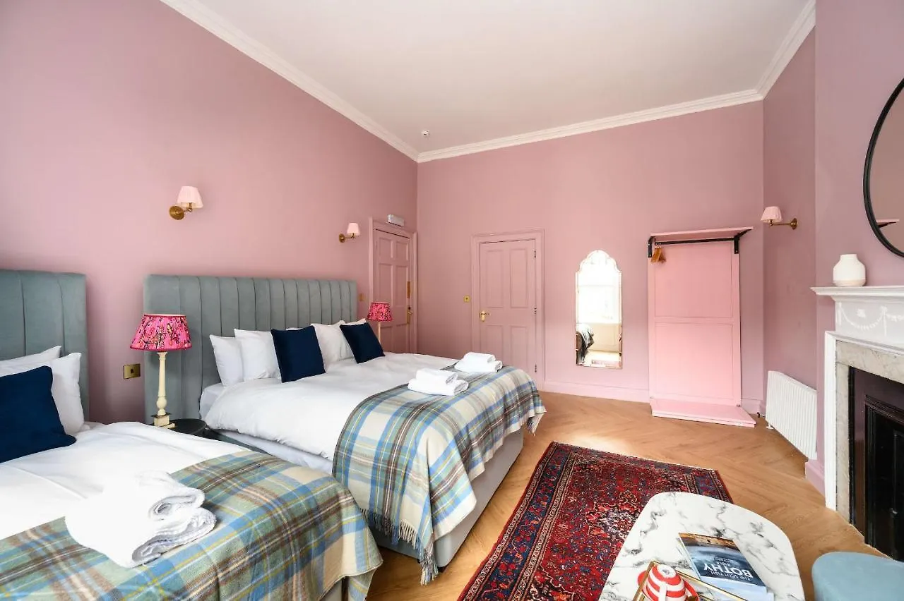 City Centre First Floor Family Suite Edinburgh Gasthof