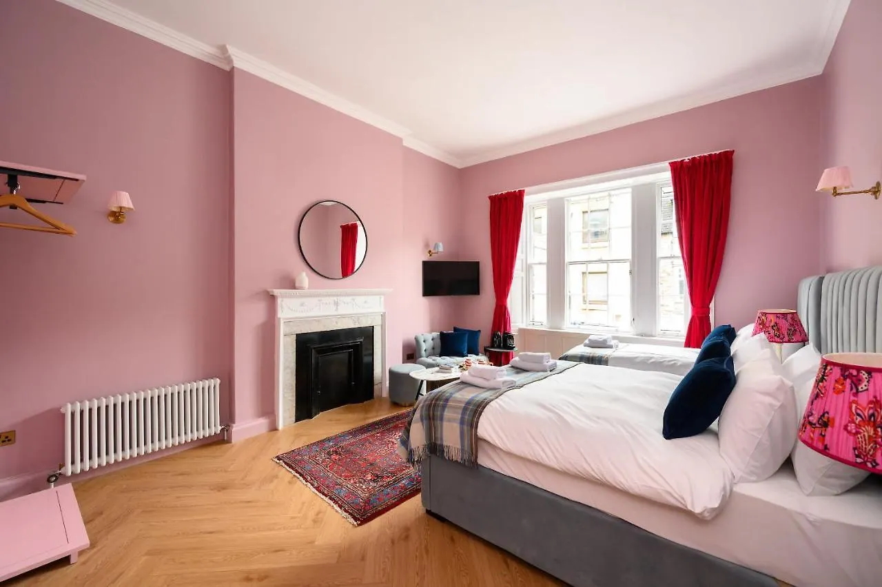 City Centre First Floor Family Suite Edinburgh